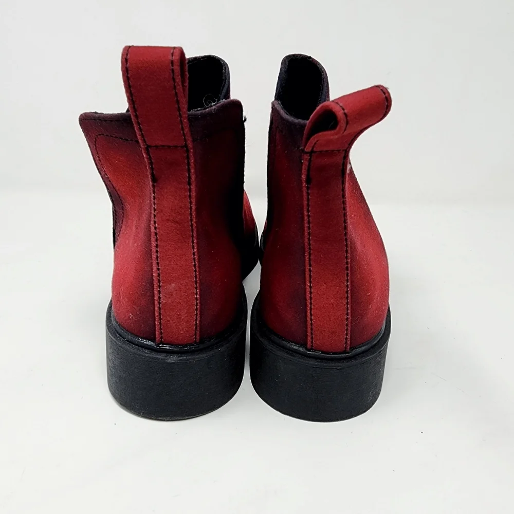 Rogue + Wolf Mood:Blood Chelsea Boots‎ - Water-Resistant  display picture 1